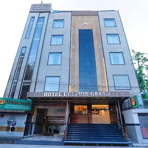 Dolphin Grand 4* Varanasi
