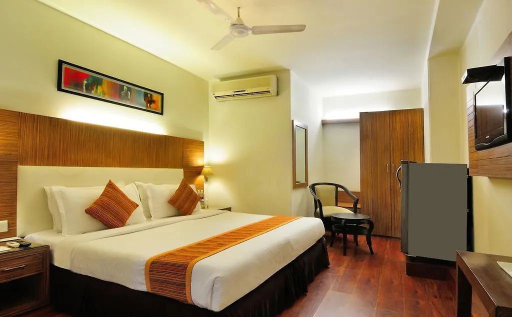 ****  Crossroads Hotel Gurgaon India