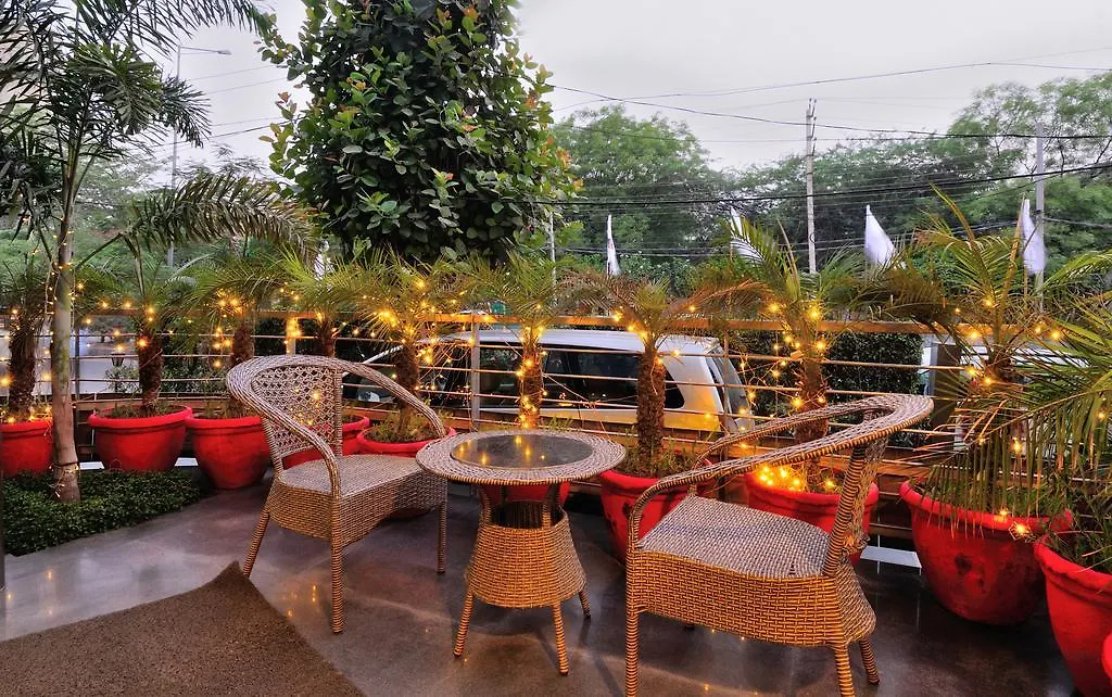 Crossroads Hotel Gurgaon