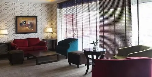 Crossroads Hotel Gurgaon 4*,