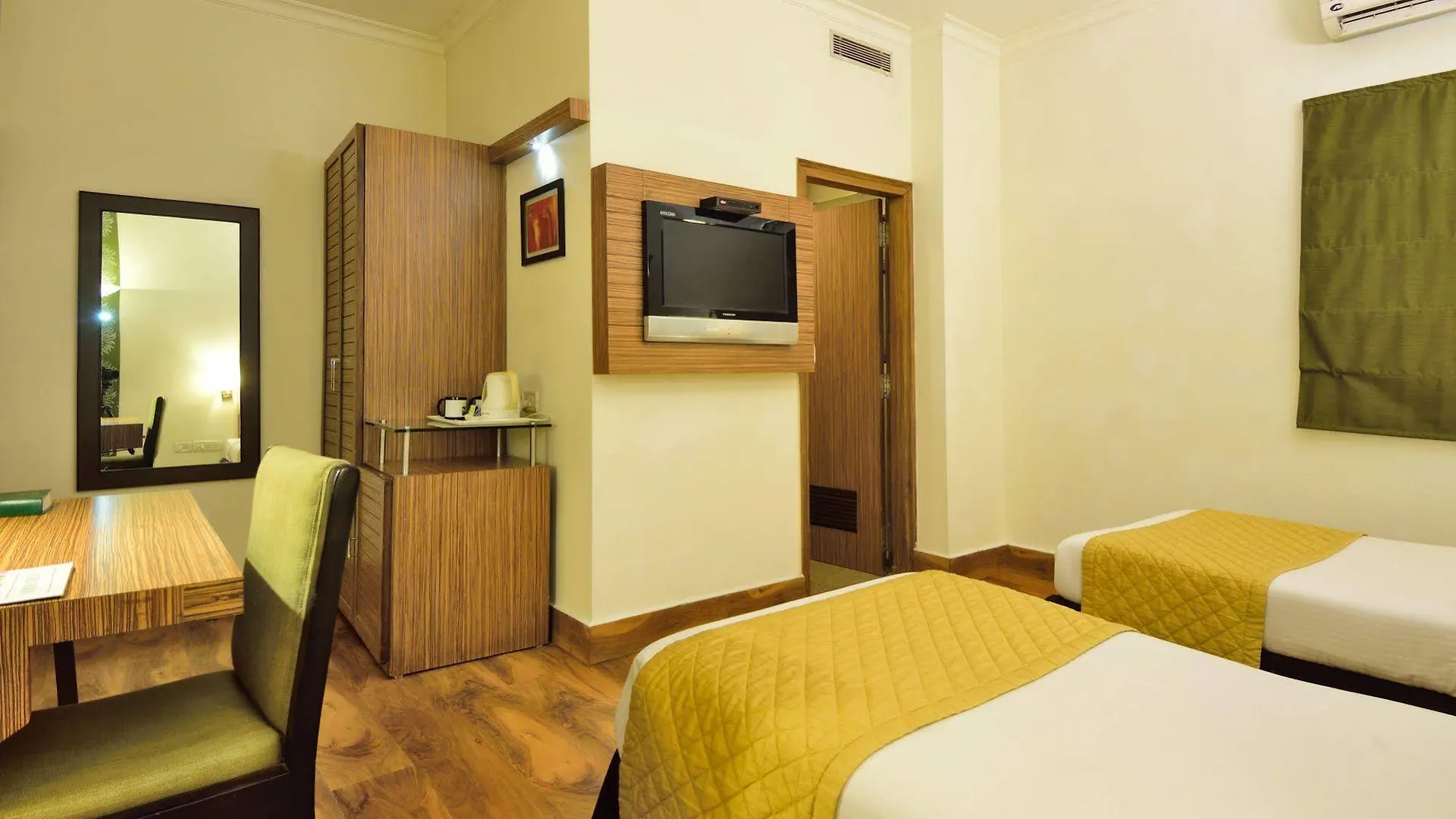 Crossroads Hotel Gurgaon